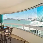 Apartamento com Vista Mar em Pioneiros, 3 suítes P792