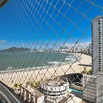 Apartamento com Vista Mar em Pioneiros, 3 suítes P792