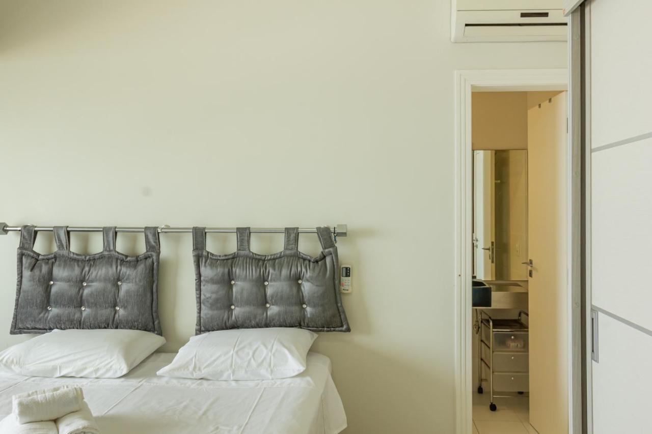 Apartamento Com Vista Mar Em Pioneiros, 3 Suites P792 Apartamento *